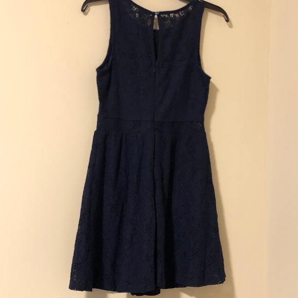 🌈Monteau Navy Lace Dress NWT-Small🌈 - Picture 2 of 3